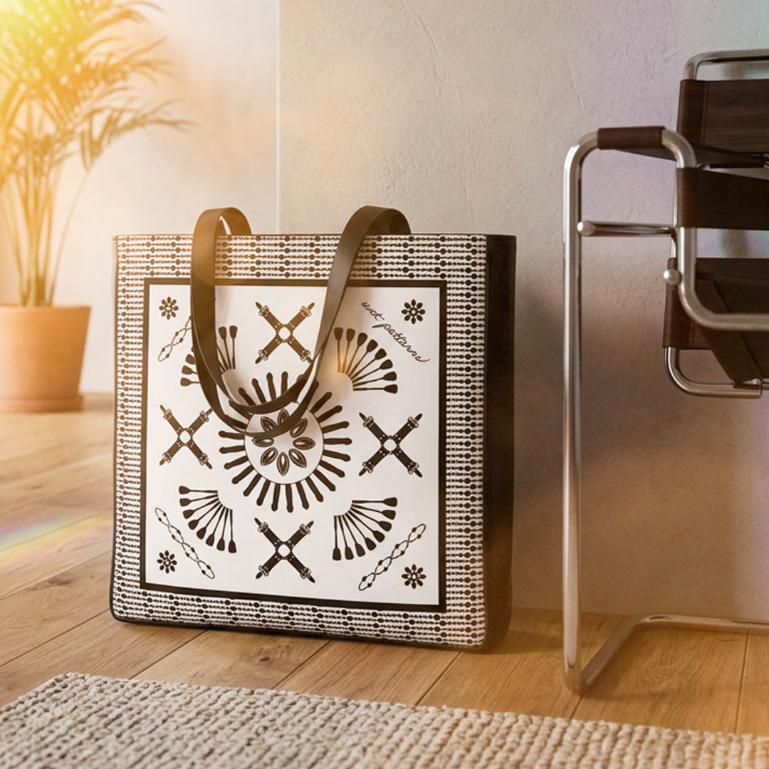 Kink in Bloom BW | Shopper-Tasche, beidseitig bedruckt