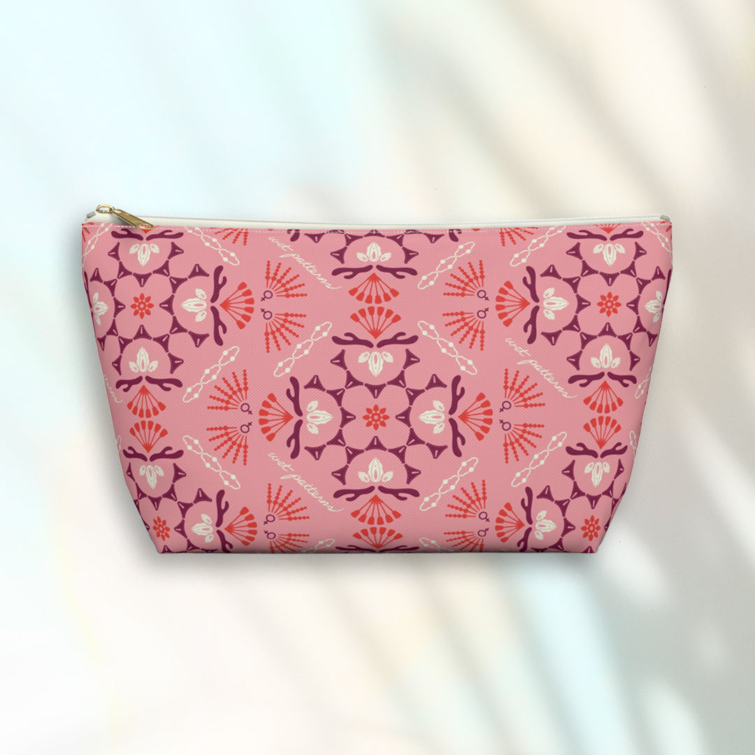 Kaleido-Strap | Toy Clutch