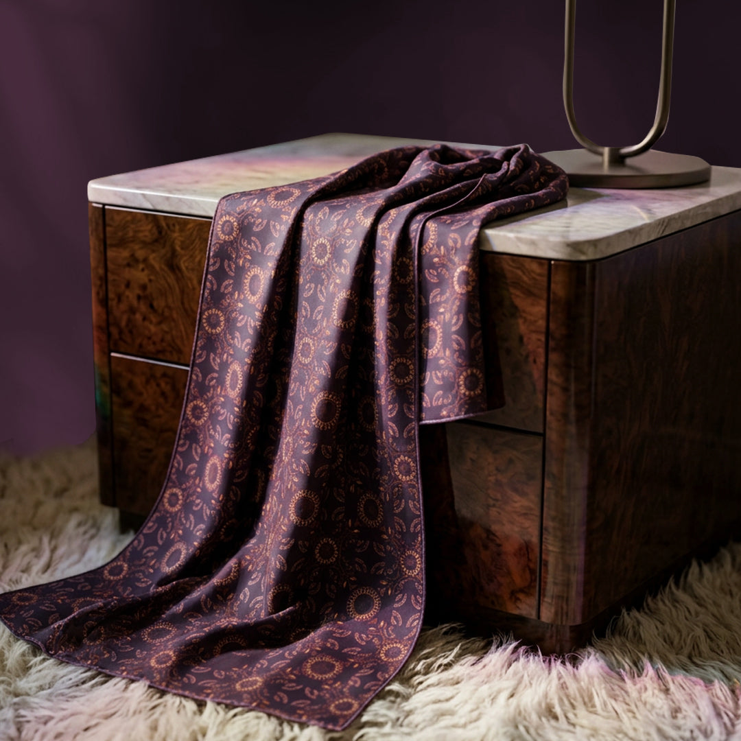 Pleasure Pattern | Premium Schal aus Seide