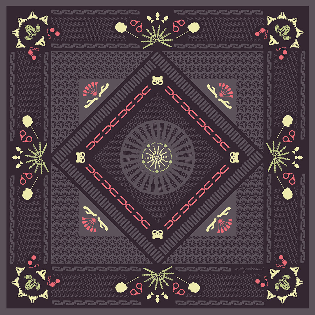 Sunny Harness | Leichter quadratischer Schal, mehrfarbig bedruckt